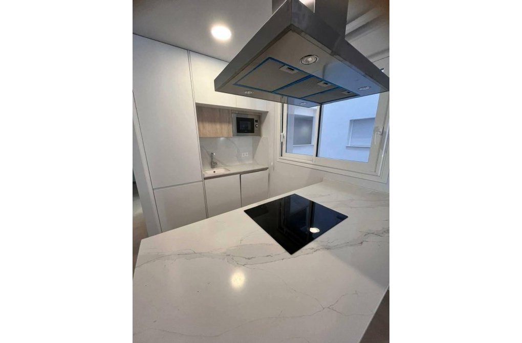 Rynek wtórny - Apartament - Torrevieja - Curva del Palangre