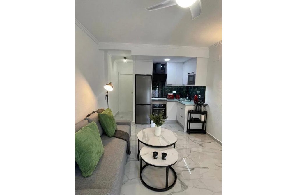 Resale - Bungalow - Torrevieja - Los Frutales