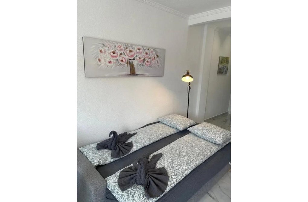 Resale - Bungalow - Torrevieja - Los Frutales