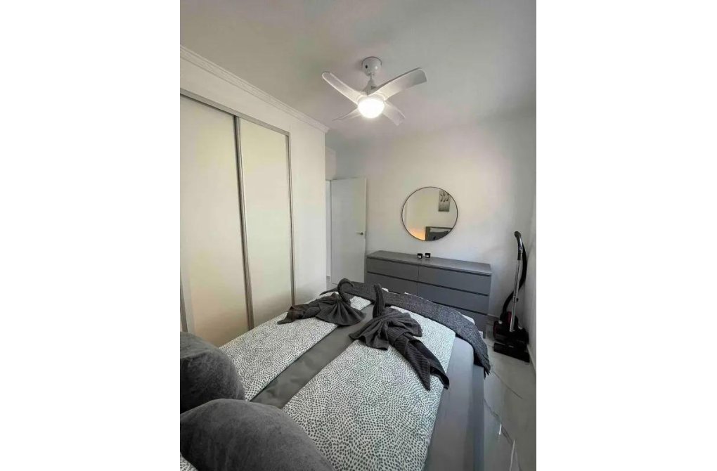 Resale - Bungalow - Torrevieja - Los Frutales