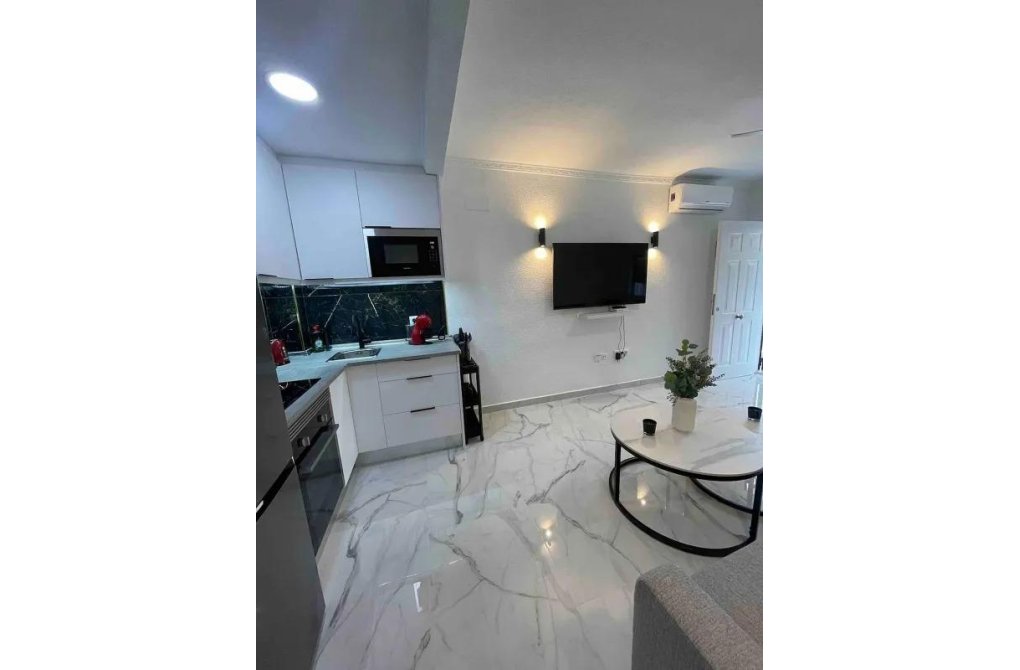 Resale - Bungalow - Torrevieja - Los Frutales