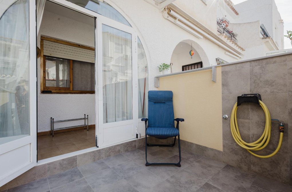 Resale - Bungalow - Torrevieja - Playa de los Naufragos