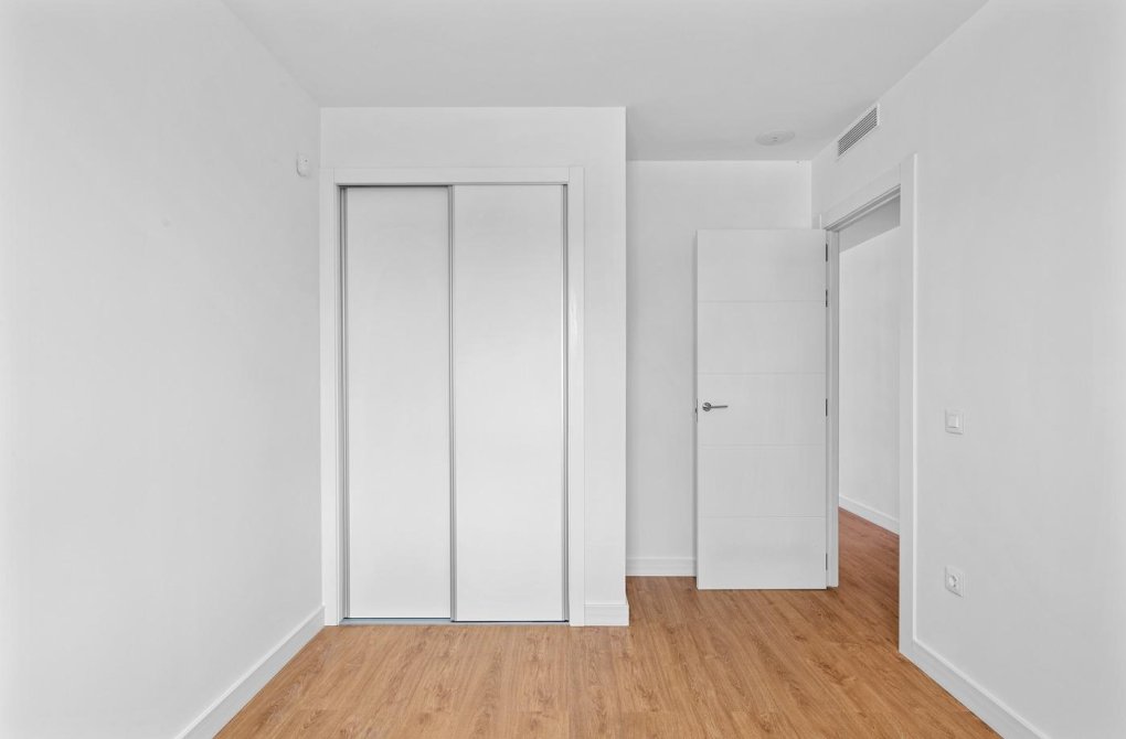 Resale - Apartamento - Orihuela Costa - Villamartin