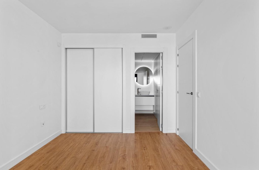 Resale - Apartamento - Orihuela Costa - Villamartin