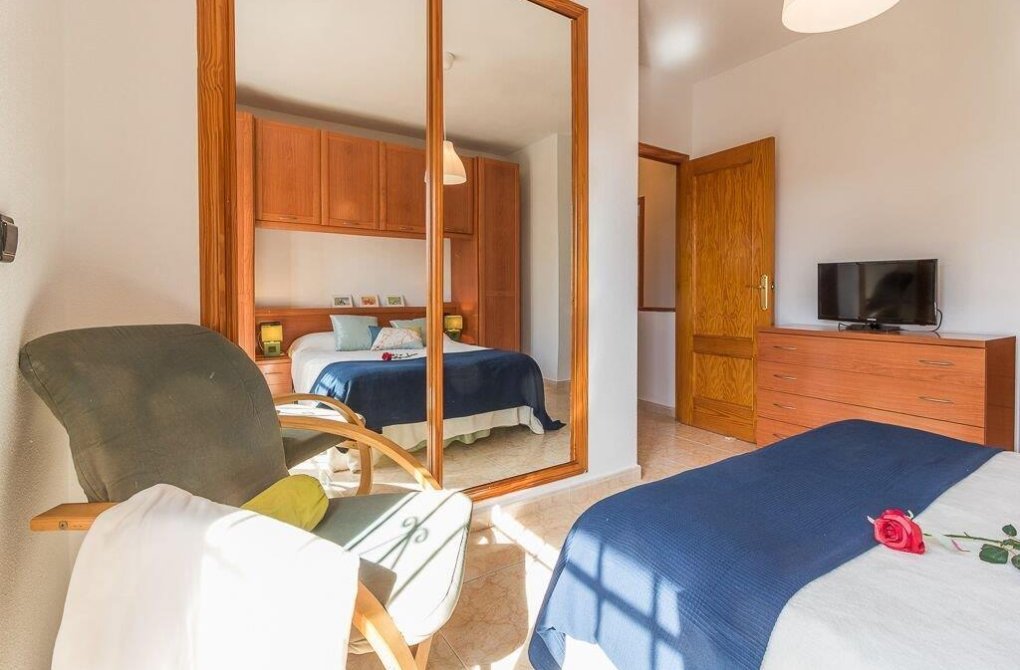 Resale - Casa - Orihuela Costa - La Zenia- Orihuela costa