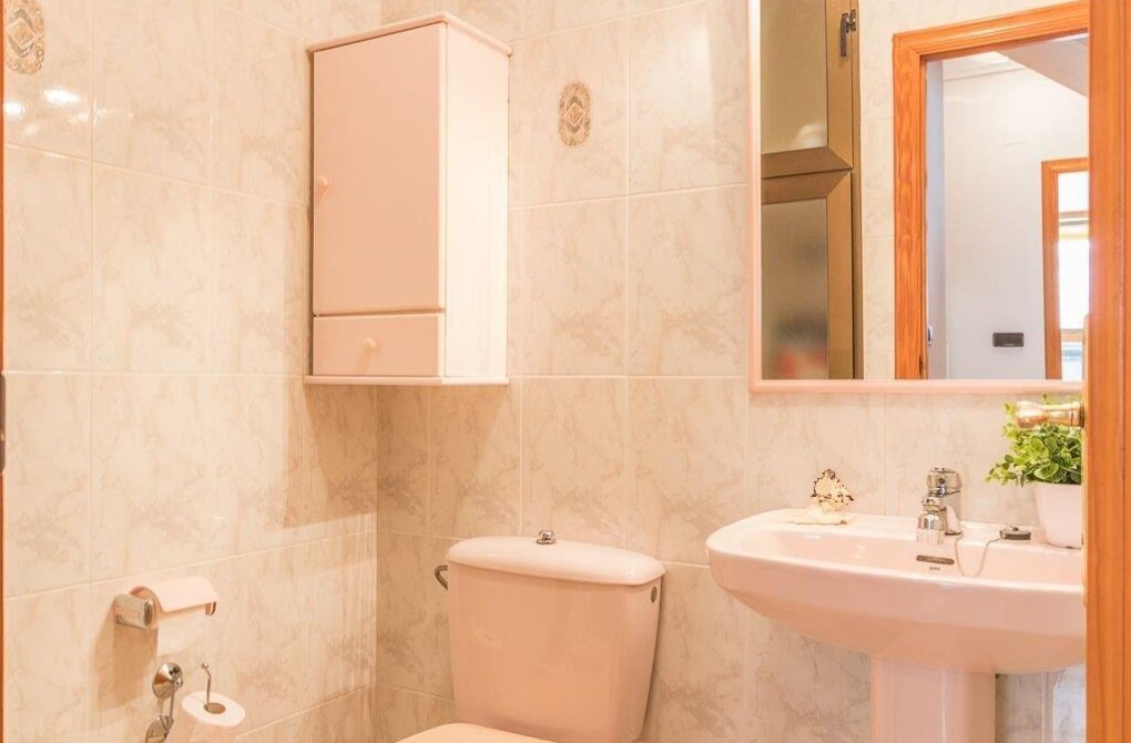 Resale - Casa - Orihuela Costa - La Zenia- Orihuela costa