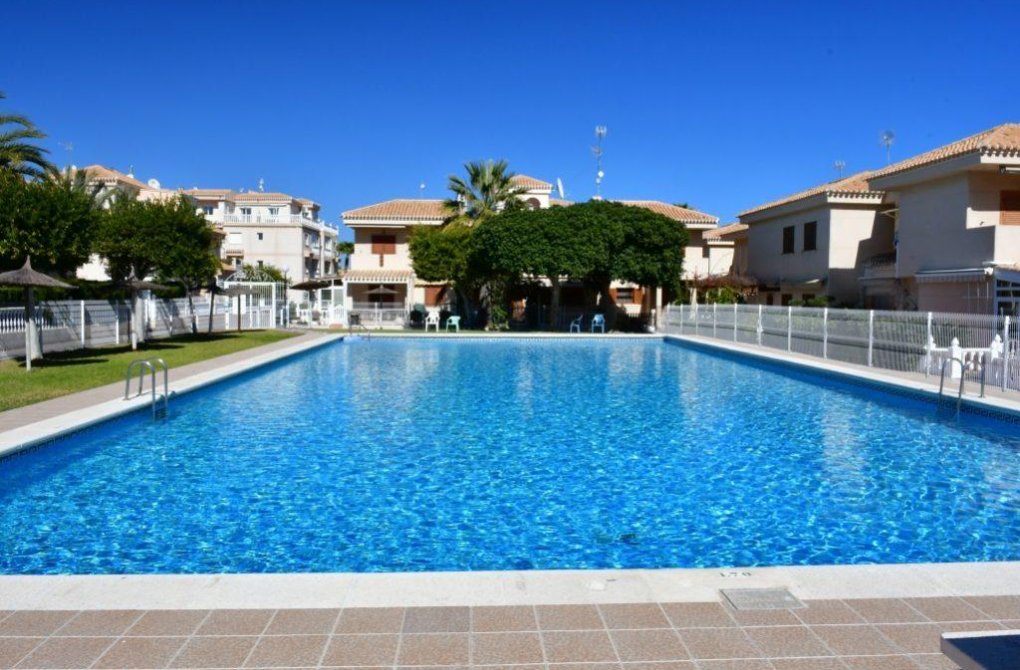 Resale - Casa - Orihuela Costa - La Zenia- Orihuela costa