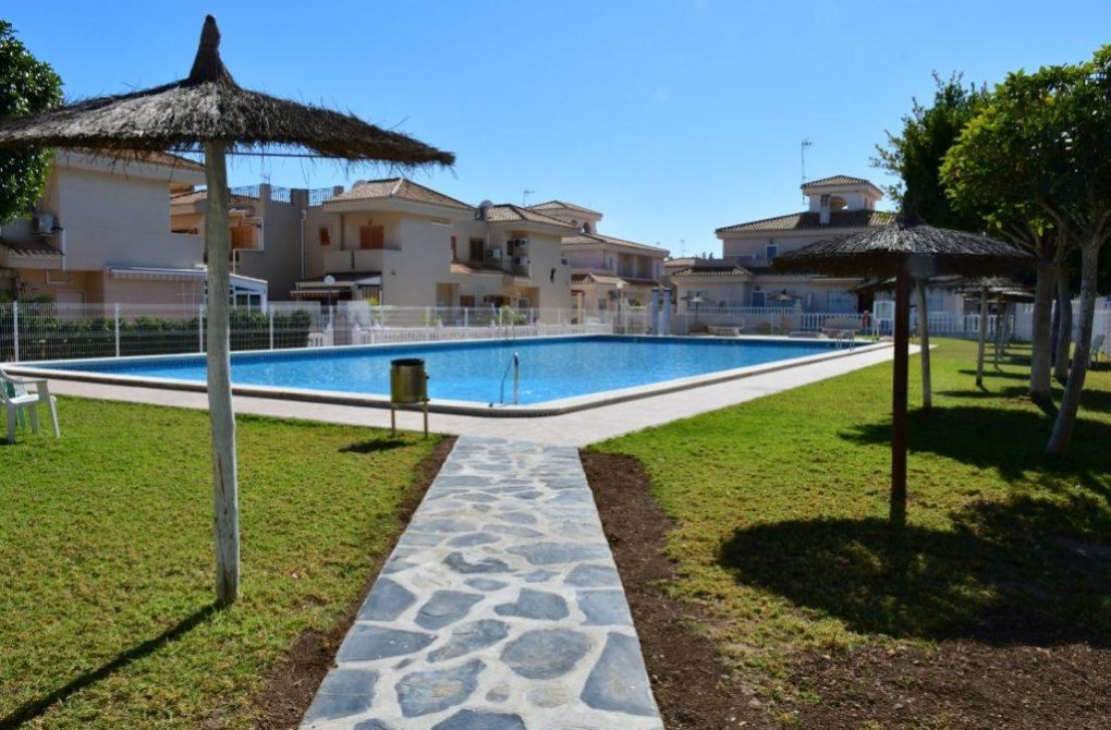 Resale - Casa - Orihuela Costa - La Zenia- Orihuela costa