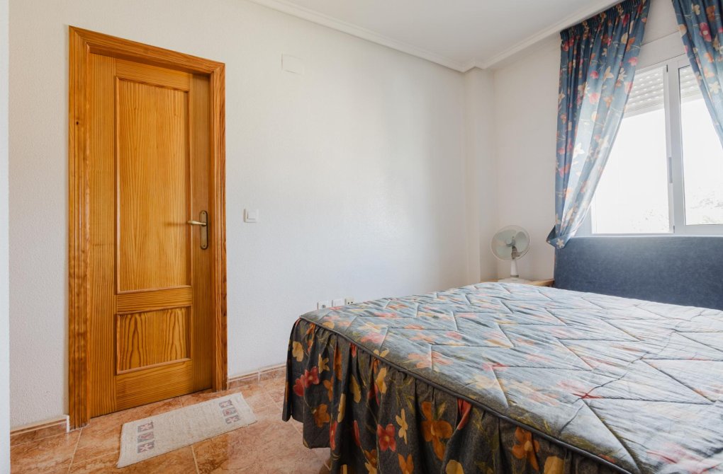 Resale - Apartamento - Torrevieja - Parque de las Naciones