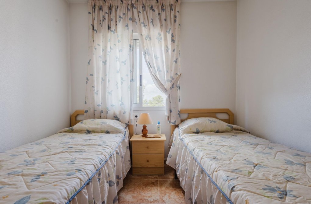 Resale - Apartamento - Torrevieja - Parque de las Naciones