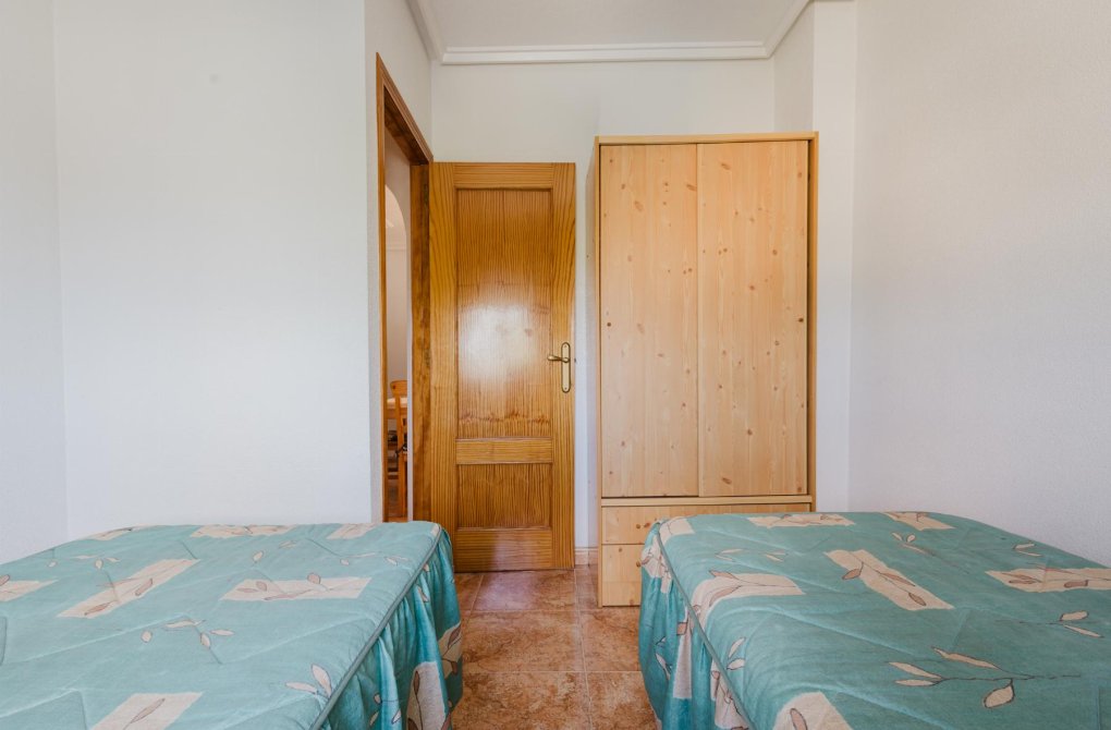 Resale - Apartamento - Torrevieja - Parque de las Naciones