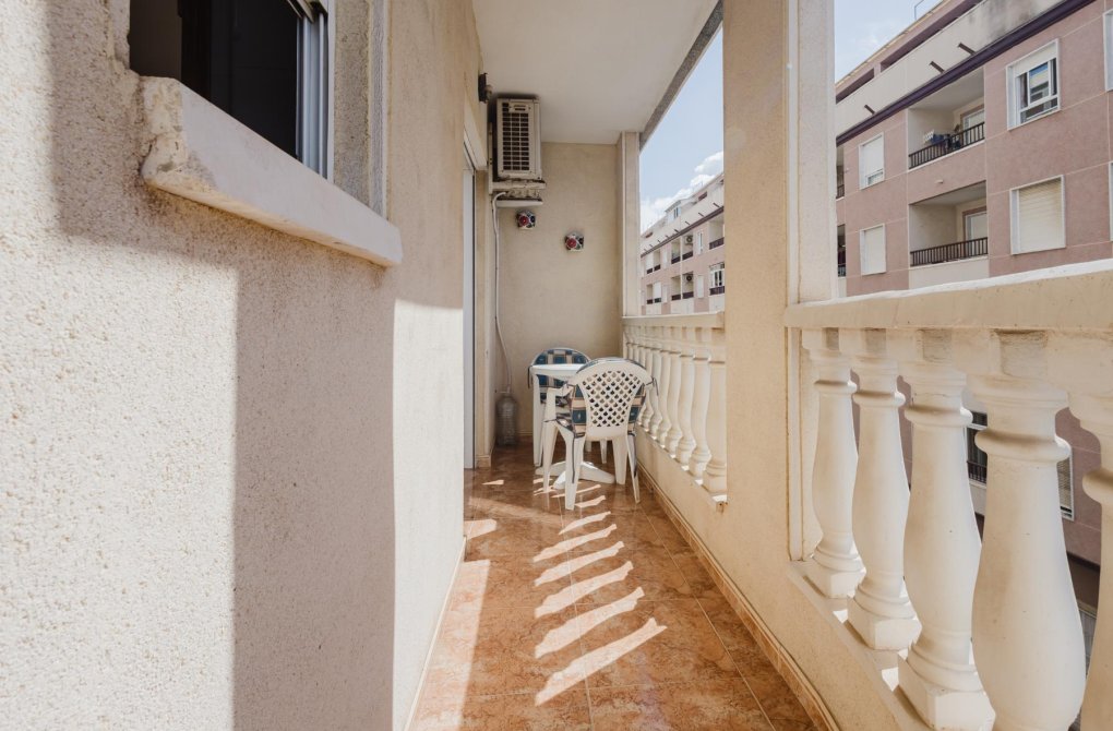 Resale - Apartamento - Torrevieja - Parque de las Naciones