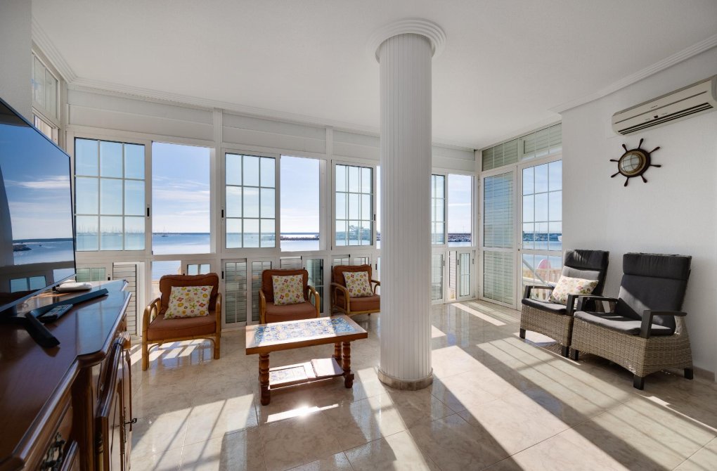 Resale - Apartamento - Torrevieja - Playa del Acequión