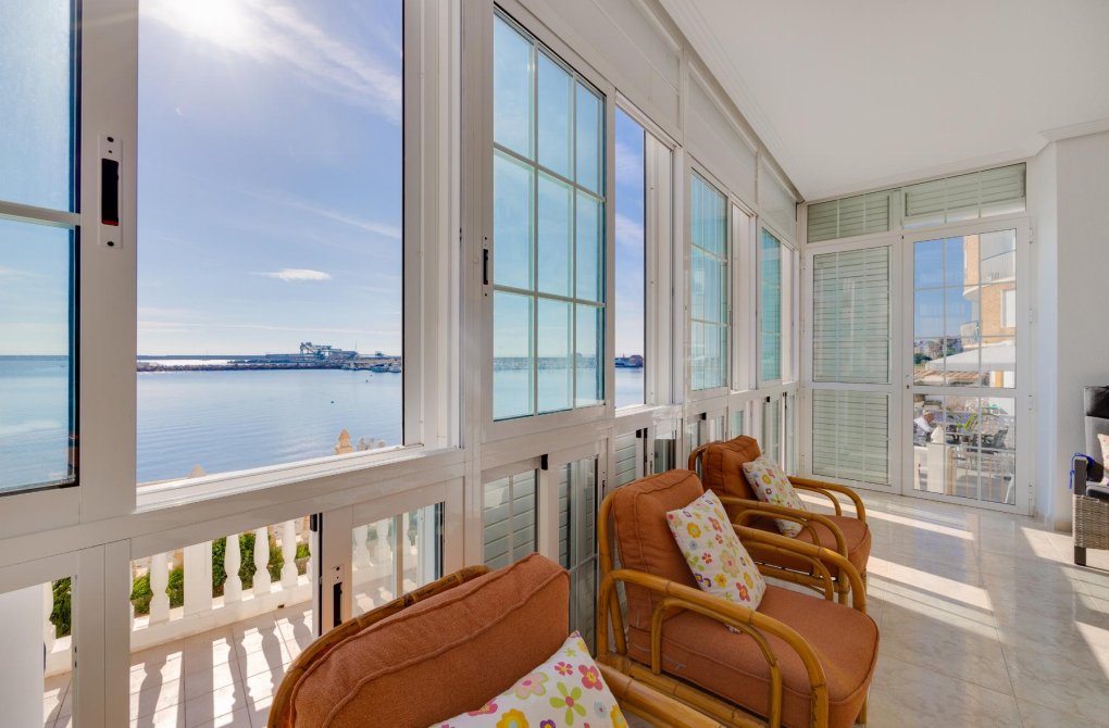 Resale - Apartamento - Torrevieja - Playa del Acequión