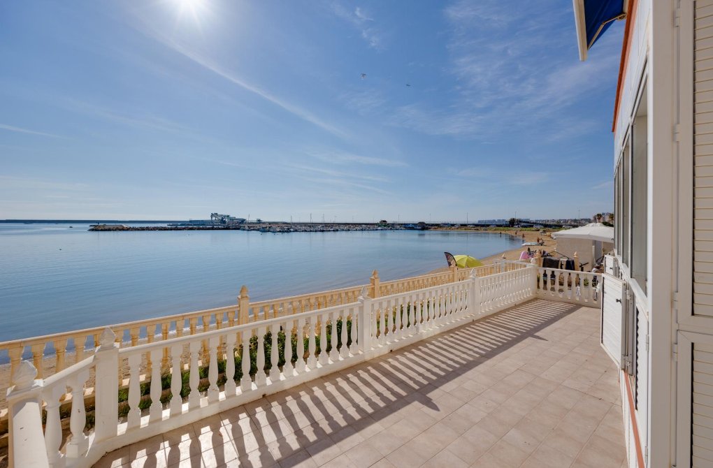 Resale - Apartamento - Torrevieja - Playa del Acequión