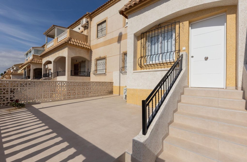  - Bungalow - Torrevieja - Zona los Frutales