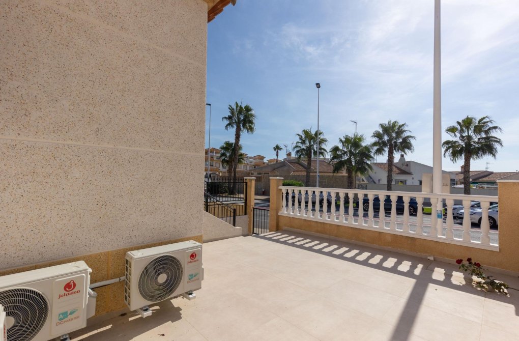  - Bungalow - Torrevieja - Zona los Frutales