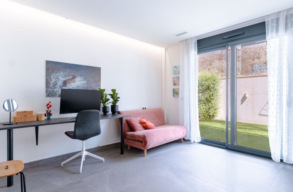 Reventa - Villa independiente - San Miguel de Salinas