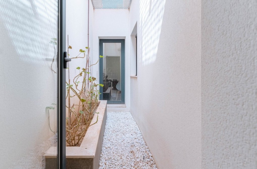 Reventa - Villa independiente - San Miguel de Salinas