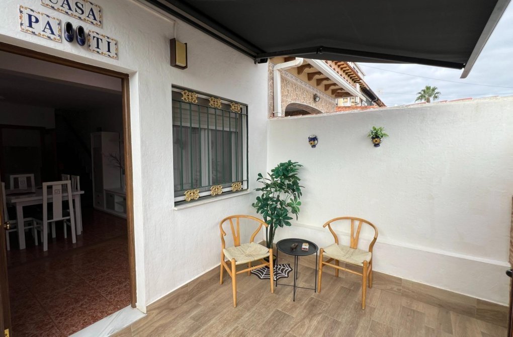 Resale - Terraced house - Torrevieja - Torretas