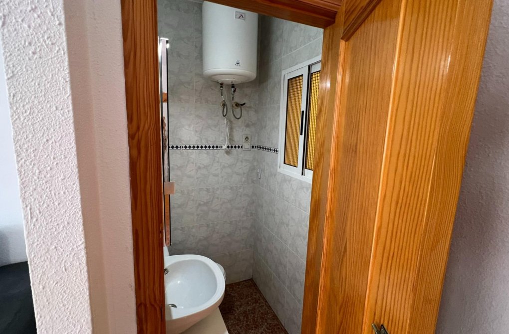 Resale - Terraced house - Torrevieja - Torretas