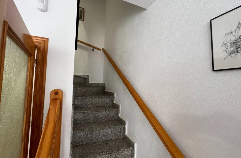 Resale - Terraced house - Torrevieja - Torretas