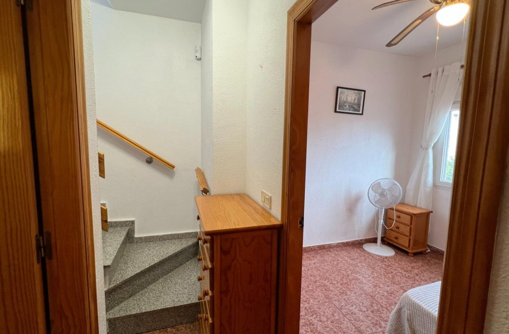 Resale - Terraced house - Torrevieja - Torretas