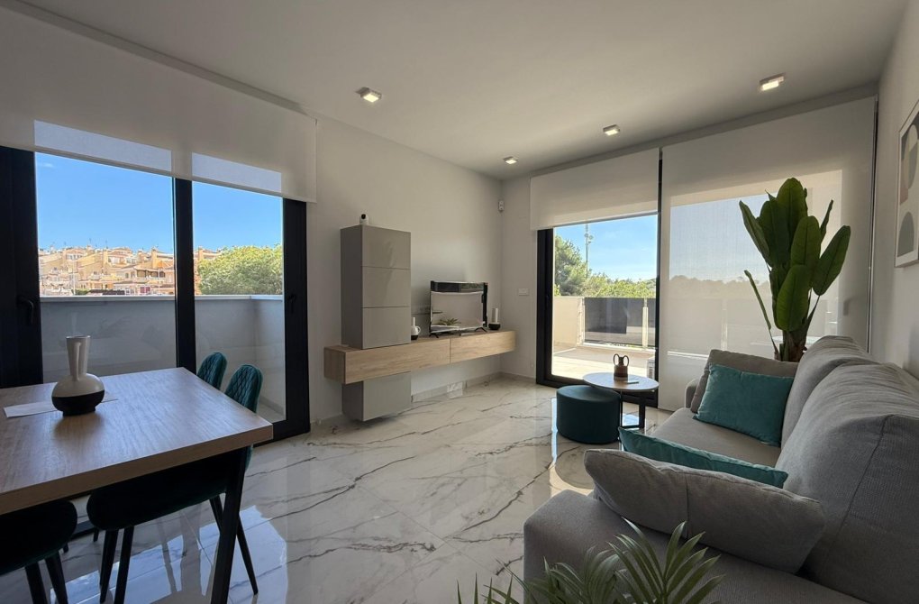 Resale - Apartment - Orihuela Costa - PAU 8