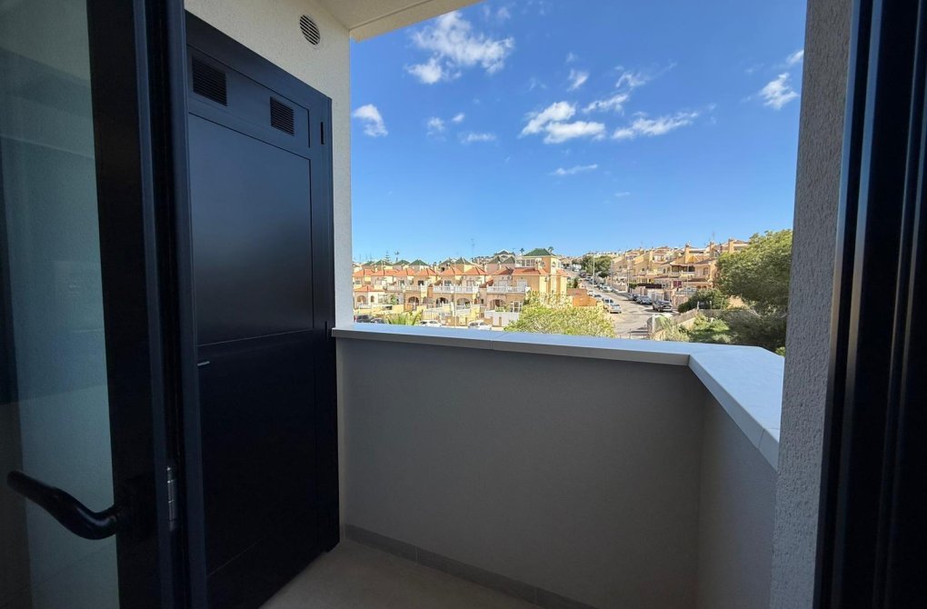 Resale - Apartment - Orihuela Costa - PAU 8