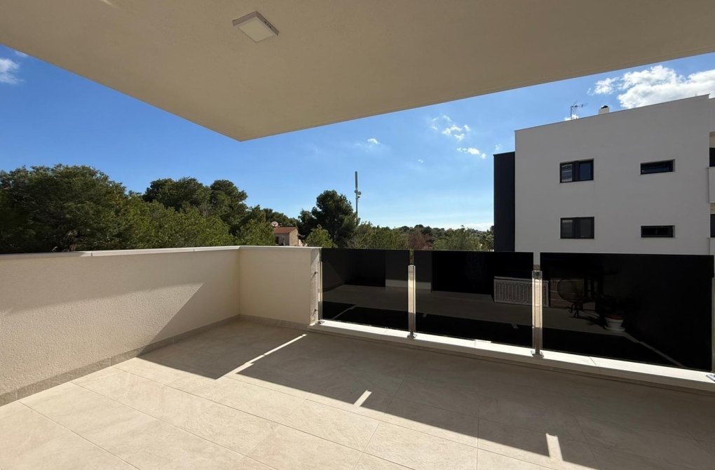 Resale - Apartment - Orihuela Costa - PAU 8
