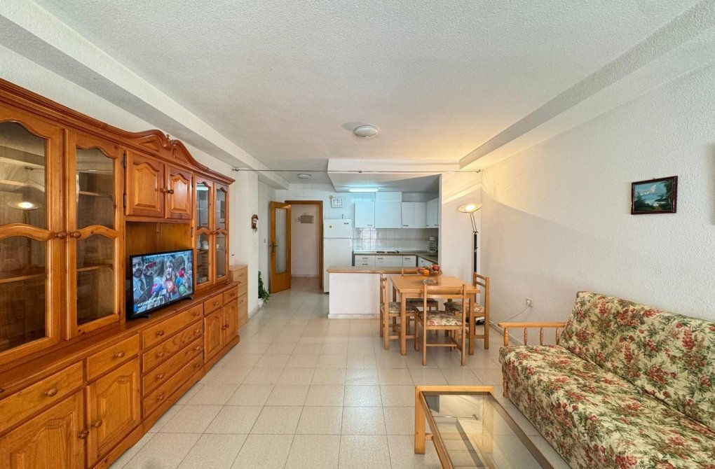 Resale - Apartment - Torrevieja - Centro