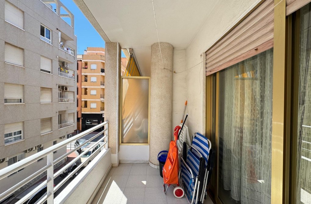 Resale - Apartment - Torrevieja - Centro