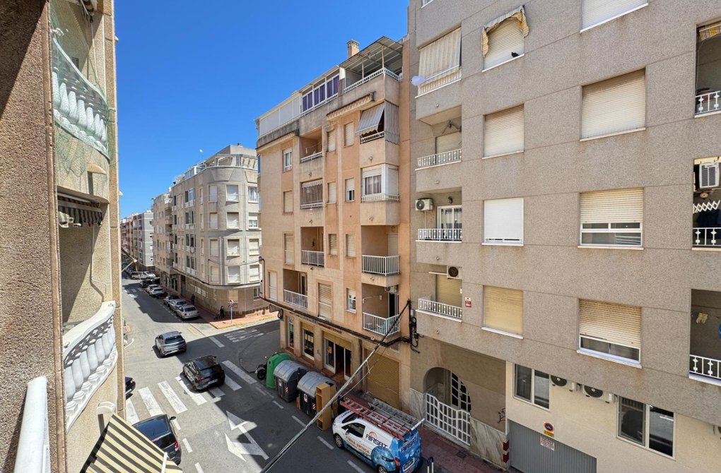 Resale - Apartment - Torrevieja - Centro