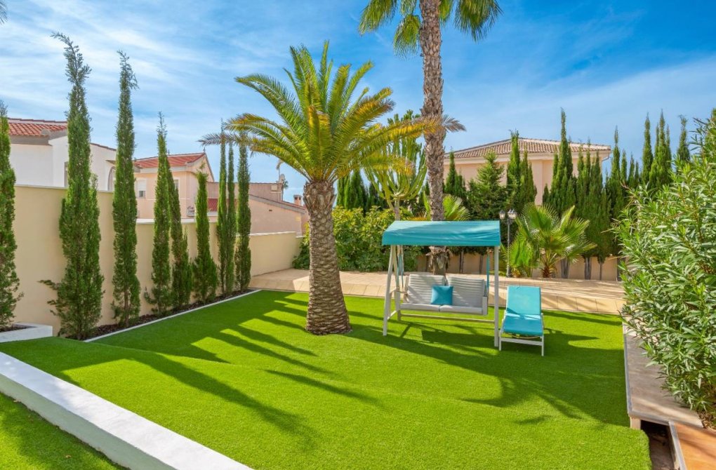 Resale - Villa - Ciudad Quesada