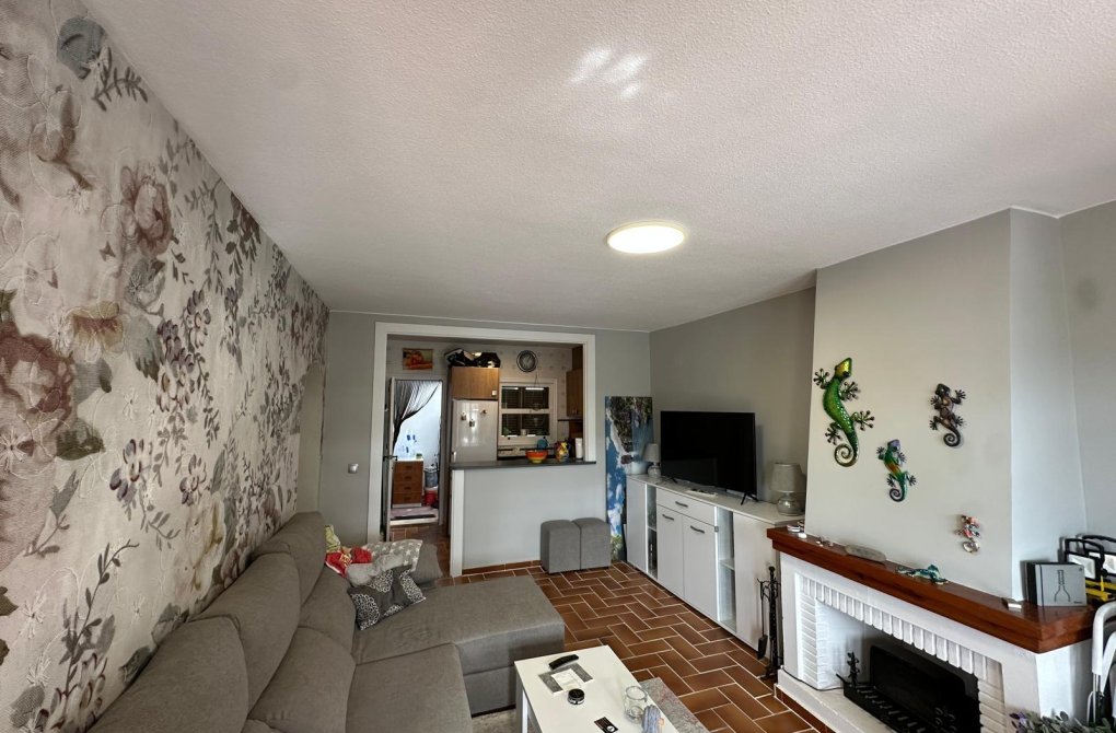 Resale - Bungalow - Torrevieja - Aguas nuevas 2