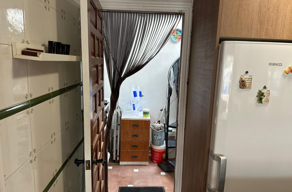 Resale - Bungalow - Torrevieja - Aguas nuevas 2