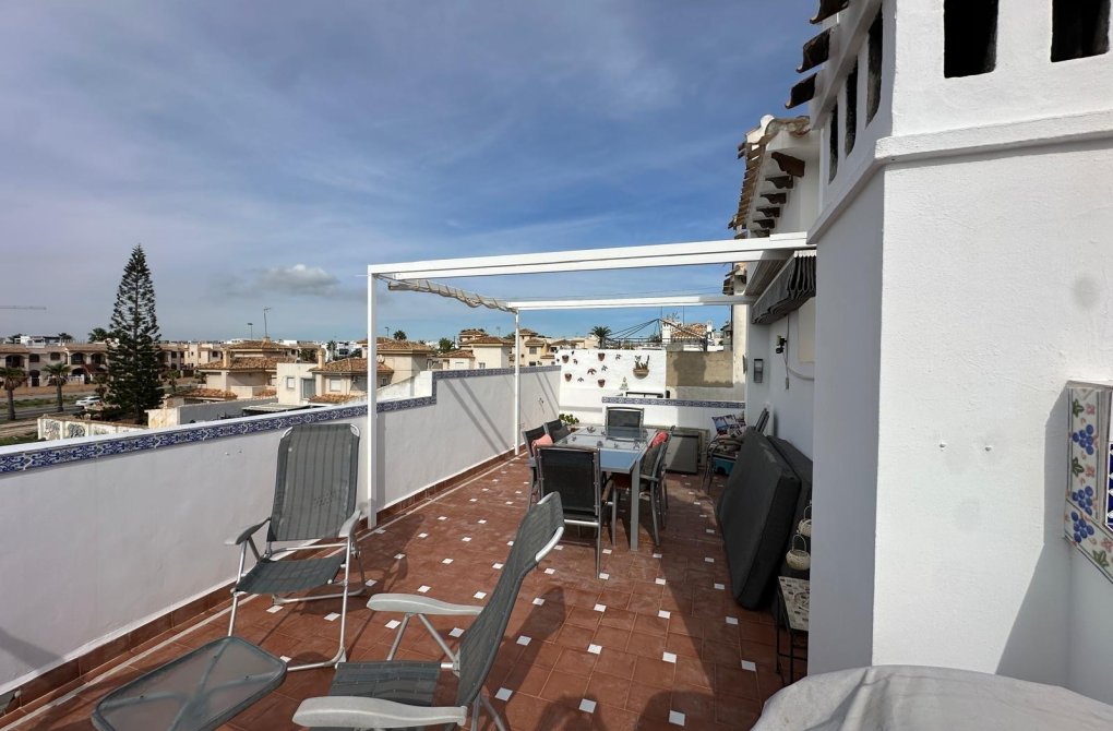 Resale - Bungalow - Torrevieja - Aguas nuevas 2