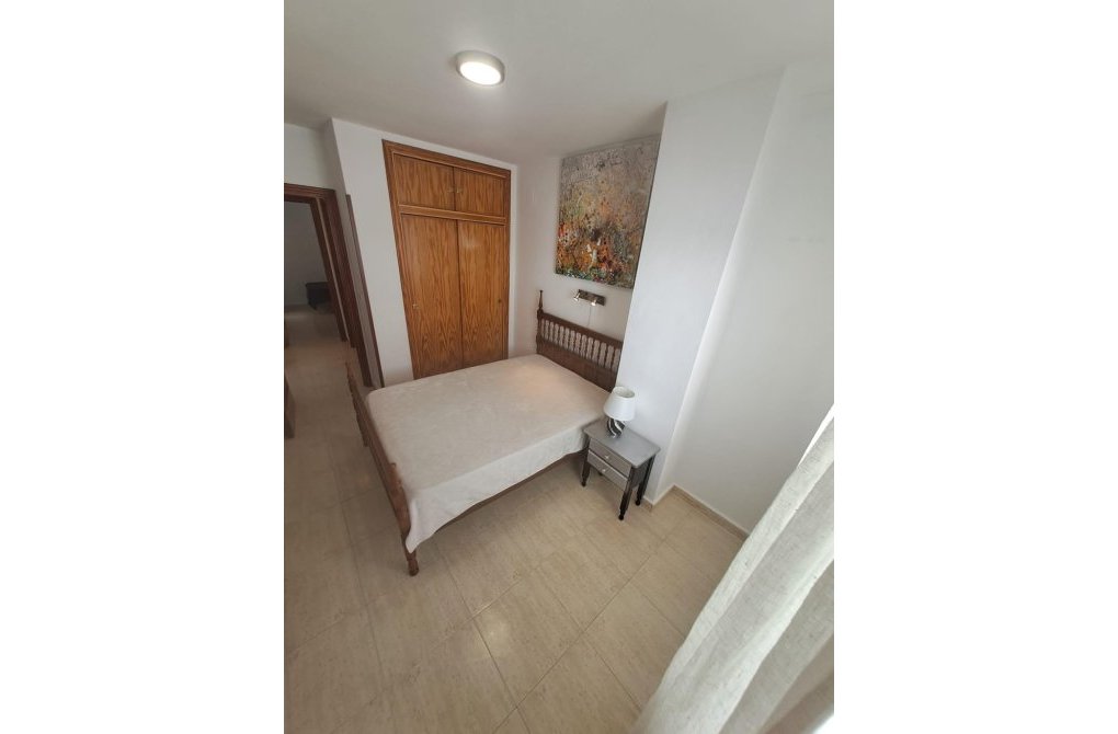 Resale - Apartment - Torrevieja - Centro