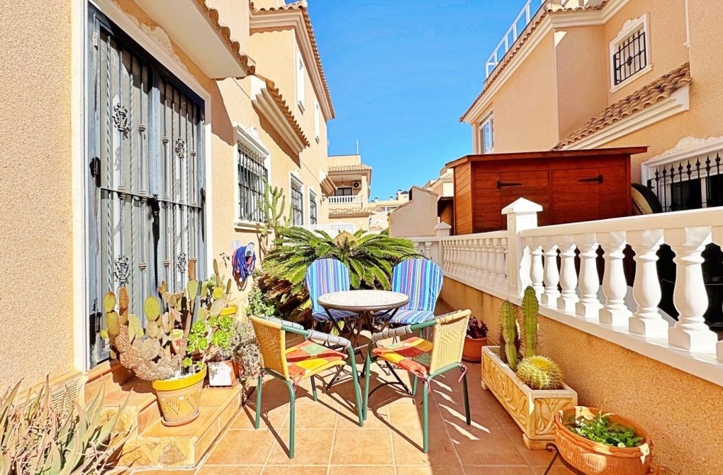 Resale - Townhouse - Orihuela Costa - Villamartin