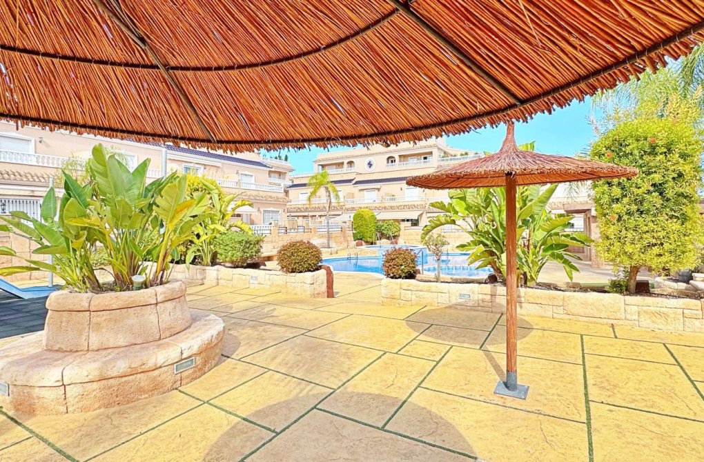 Resale - Townhouse - Orihuela Costa - Villamartin