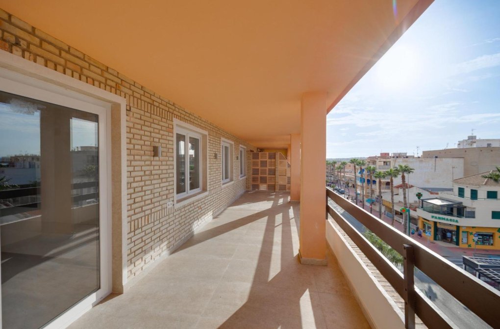 Reventa - Apartamento - Torrevieja - Playa de los Naufragos