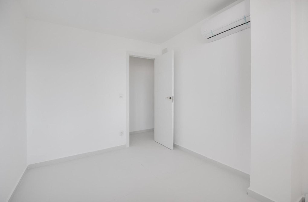 Reventa - Apartamento - Torrevieja - Playa de los Naufragos