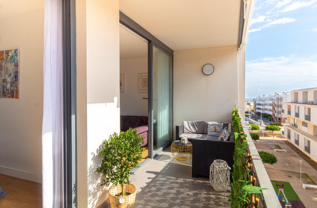 Resale - Apartment - Orihuela Costa - Los Dolses