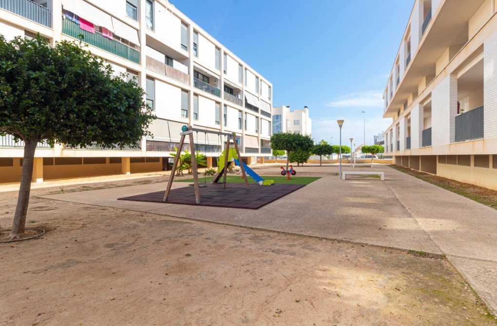 Resale - Apartment - Orihuela Costa - Los Dolses