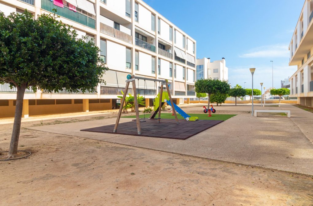 Resale - Apartment - Orihuela Costa - Los Dolses