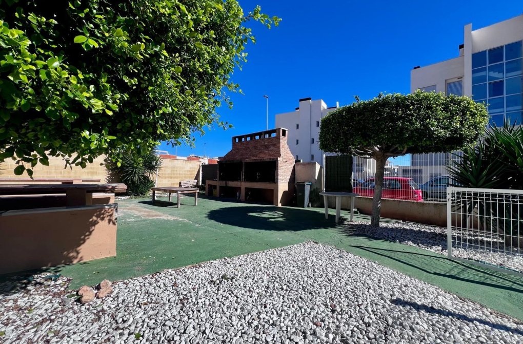 Resale - Apartment - Orihuela Costa - Los Dolses