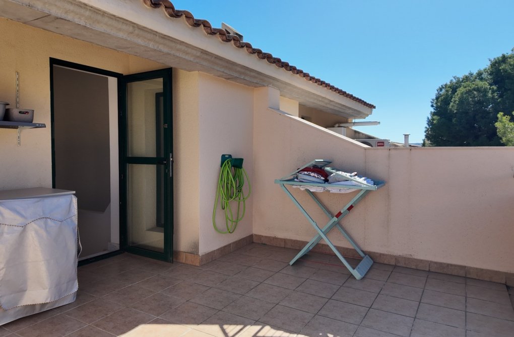 Resale - Bungalow - San Juan de Alicante - Lloixa