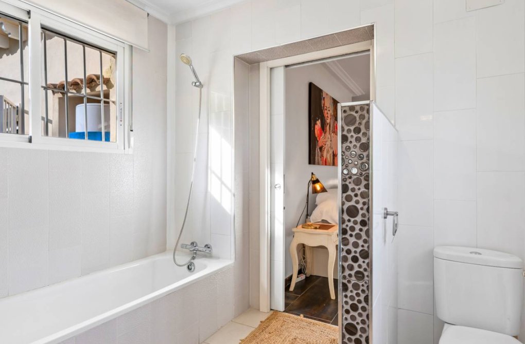 Resale - Villa - Algorfa - Castillo De Montemar