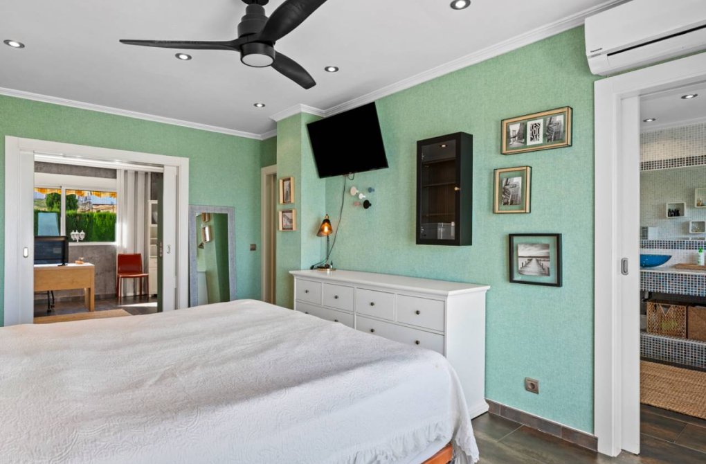 Resale - Villa - Algorfa - Castillo De Montemar