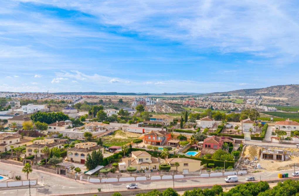 Resale - Villa - Algorfa - Castillo De Montemar